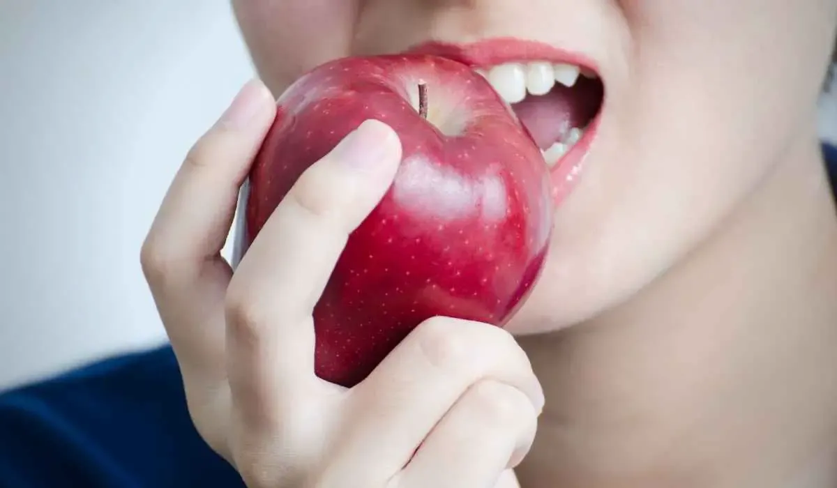 táo- thực phẩm tốt cho răng
