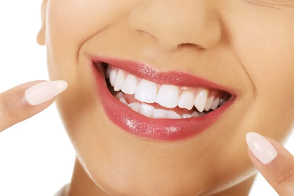 Chăm sóc răng miệng đúng cách mang lại nụ cười khỏe đẹp