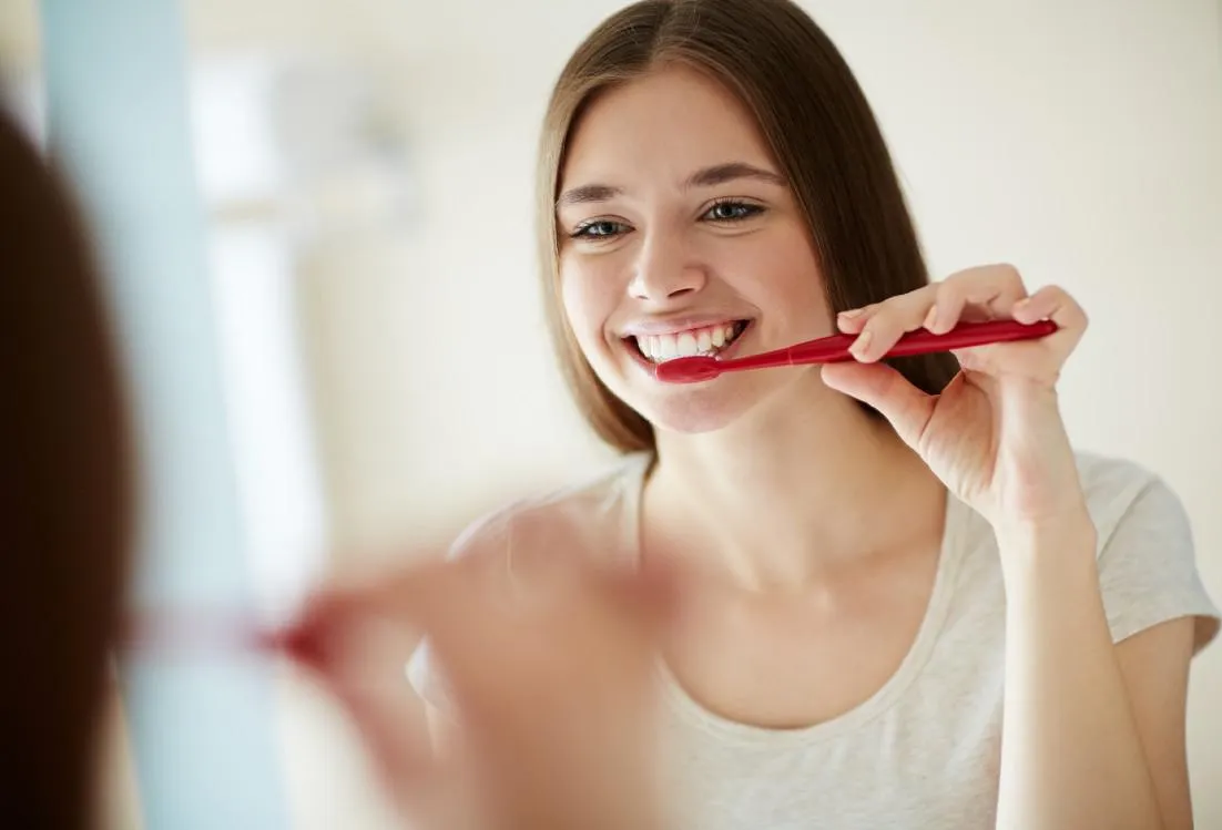 Đánh răng đúng kỹ thuật giúp chăm sóc răng miệng hiệu quả