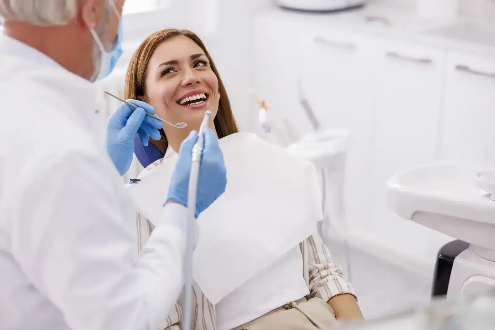 Khám răng thường xuyên để nhận biết các vấn đề răng miệng