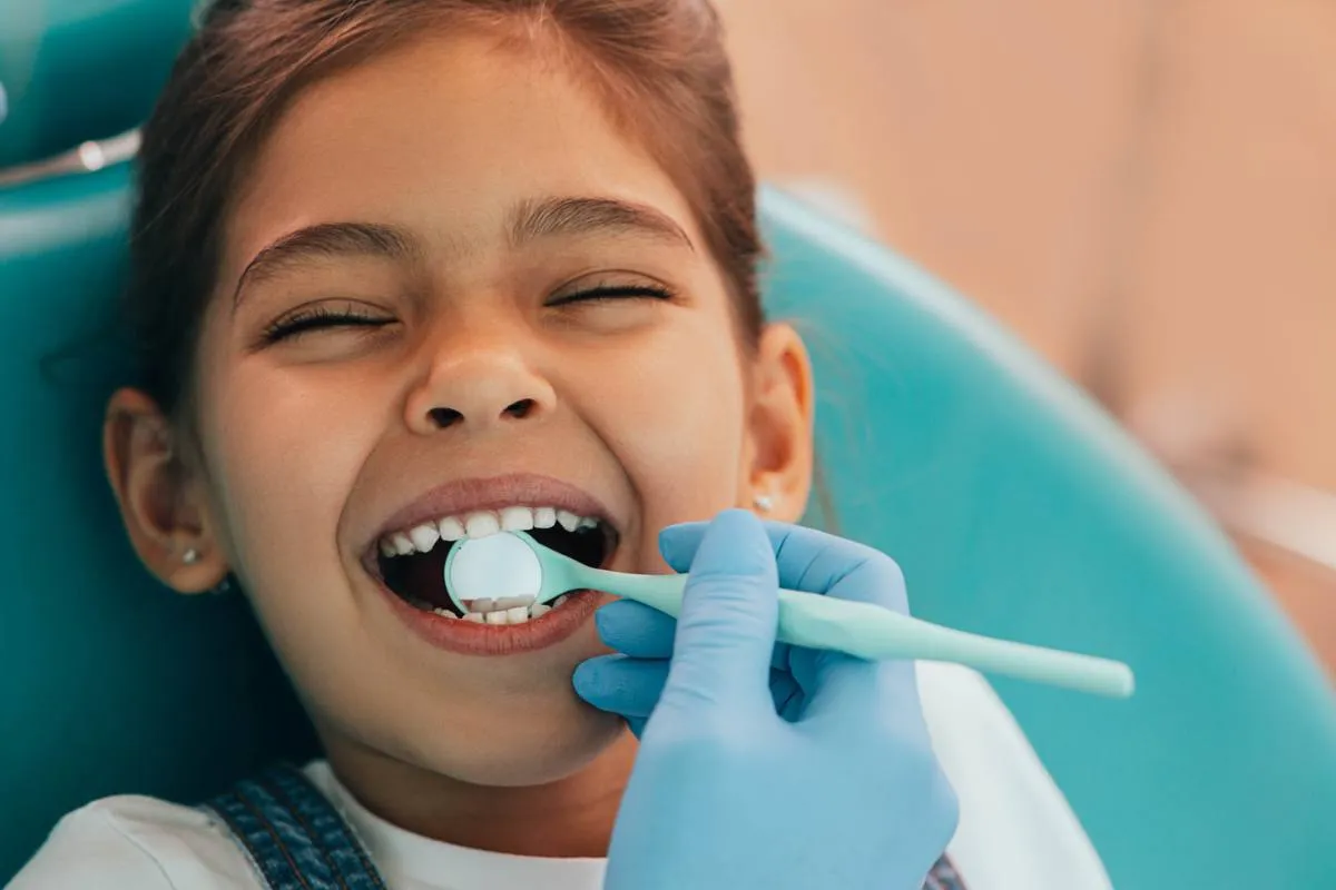 Sâu răng là một bệnh lý nha khoa phổ biến ở nhiều độ tuổi khác nhau